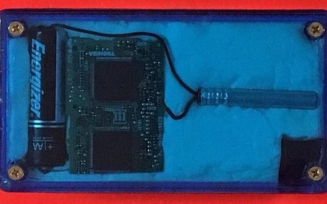 A fake bomb found in an Israeli man's carry on, in a picture released September 5, 2018. (TSA)