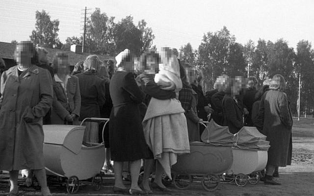 This file photo taken in April 1945 shows Norwegian women and their children on their way to Germany from Elverum, Norway. (STR / SCANPIX NORWAY / AFP) This file photo taken in April 1945 shows Norwegian women and their children on their way to Germany from Elverum, Norway. (STR / SCANPIX NORWAY / AFP)