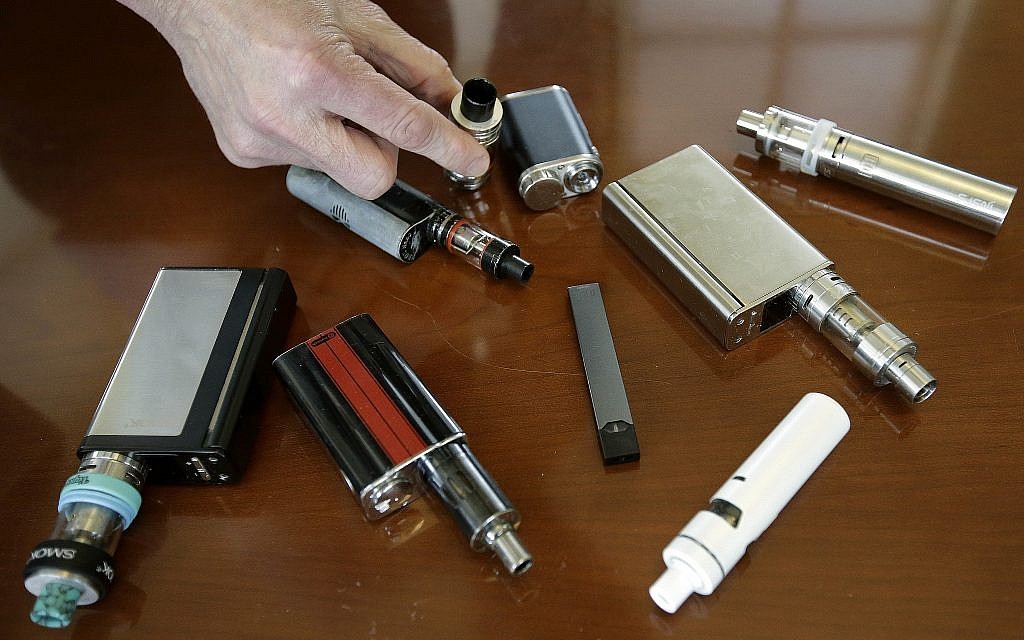 elfbar nachfüll pod läuft aus Comment remplir une cigarette électronique Vaporesso facilement main image 0