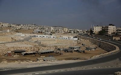This September 30, 2018 photo shows a general view of the area near the West Bank town of Abu Dis and al-Eizariya to which the Bedouin villagers of Khan al-Ahmar are slated to be evacuated. (AP Photo/Majdi Mohammed)