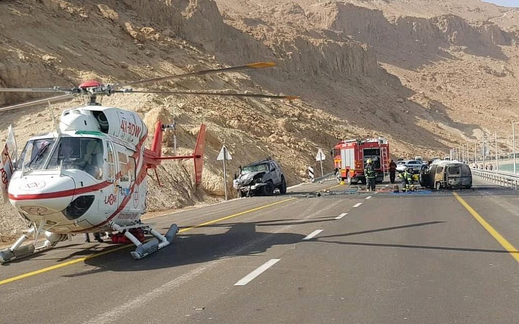 The scene of a fatal car crash on Route 90, near the Dead Sea on October 30, 2018. (Magen David Adom)