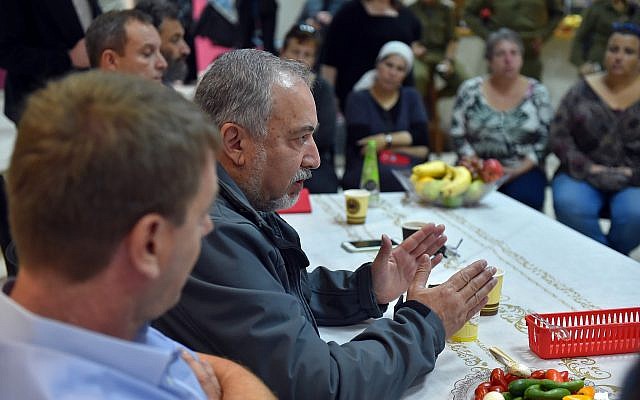 Defense Minister Avigdor Liberman speaks to residents of the Gaza periphery in Kibbutz Kerem Shalom on October 26, 2018. (Ariel Hermoni/Defense Ministry) Defense Minister Avigdor Liberman speaks to residents of the Gaza periphery in Kibbutz Kerem Shalom on October 26, 2018. (Ariel Hermoni/Defense Ministry)