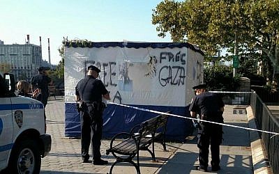 A vandalized sukkah in Manhattan, graffitied with the slogan 'Free Gaza,' September 30, 2018. (ADL/Twitter)