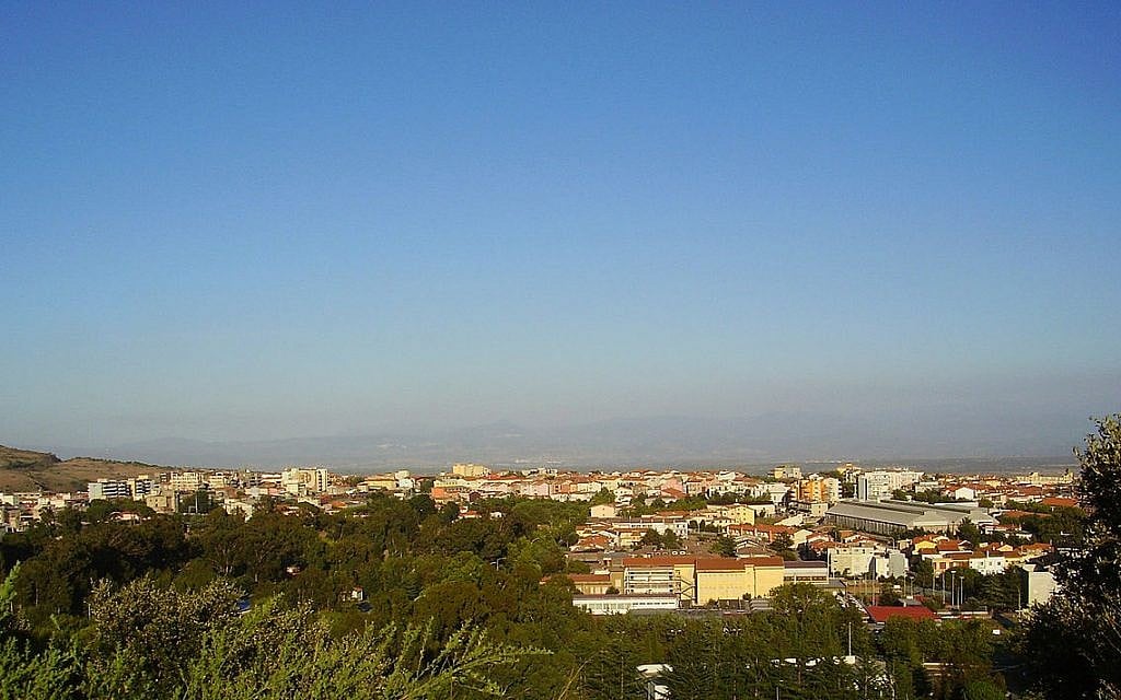 The town of Macomer in Sardinia, Italy (CC BY-SA Keraunos92/Wikimedia Commons)