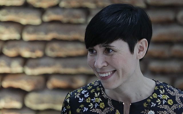 Norwegian Foreign Minister Ine Marie Eriksen Soreide during a lunch at the government house in Buenos Aires, Argentina, March 6, 2018 (AP Photo/Natacha Pisarenko) Norwegian Foreign Minister Ine Marie Eriksen Soreide during a lunch at the government house in Buenos Aires, Argentina, March 6, 2018 (AP Photo/Natacha Pisarenko)