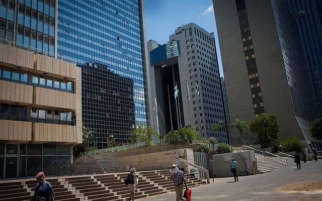 People walk by the Israel Diamond Exchange in Ramat Gan, June 23, 2015. (Miriam Alster/Flash90) People walk by the Israel Diamond Exchange in Ramat Gan, June 23, 2015. (Miriam Alster/Flash90)