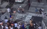 Supporters of Argentinian soccer club All Boys clash with police after losing to Atlanta on November 23, 2018 (Screencapture)