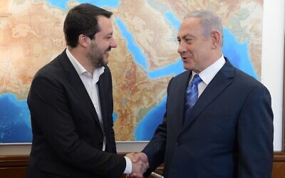 Italian then-deputy premier Matteo Salvini, left, and Prime Minister Benjamin Netanyahu in Jerusalem, December 12, 2018. (Amos Ben-Gershom/GPO)