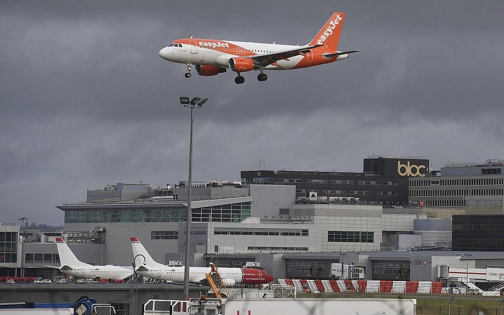 EasyJet closes Israel routes until spring 2026 as some foreign carriers return