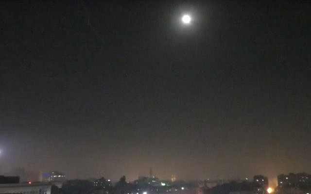 A screenshot from video purporting to show a Syrian surface-to-air missile being fired near Damascus on December 25, 2018. (Screen capture: YouTube) A screenshot from video purporting to show a Syrian surface-to-air missile being fired near Damascus on December 25, 2018. (Screen capture: YouTube)