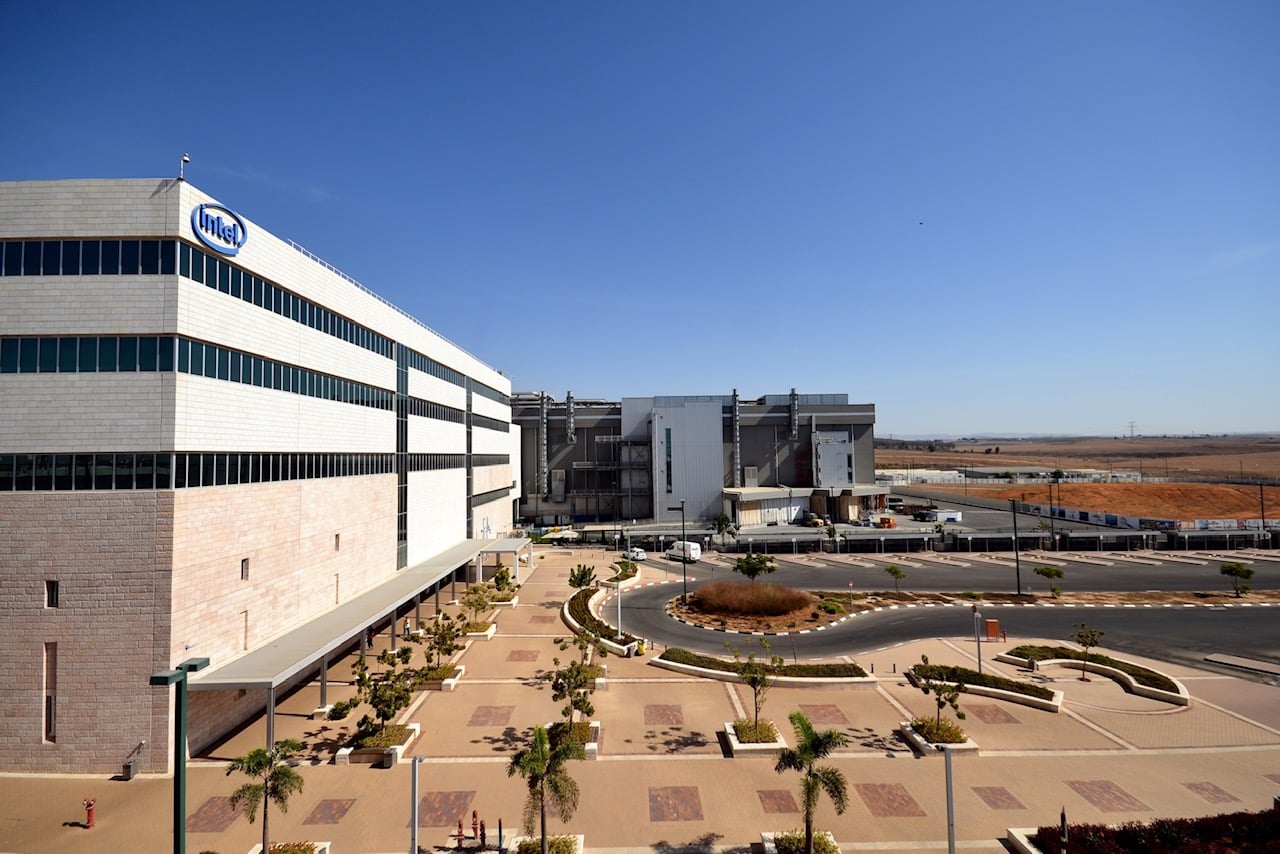 Intel suspends planned $15 billion expansion of southern Israel chip plant  | The Times of Israel