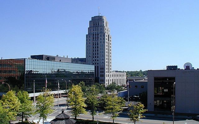 Illustrative: Downtown Battle Creek, Michigan (CC-BY battlecreekcvb
/Wikimedia Commons) Illustrative: Downtown Battle Creek, Michigan (CC-BY battlecreekcvb
/Wikimedia Commons)