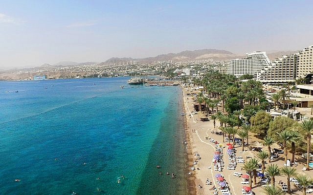 An aerial view of the Israeli resort city of Eilat on October 21, 2015. (Moshe Shai/Flash90)