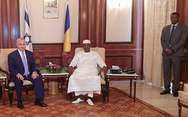 Prime Minister Benjamin Netanyahu, left, and Chad’s President Idriss Déby seen at the presidential palace in N'Djamena, Chad, January 20, 2018. (Government Press Office) Prime Minister Benjamin Netanyahu, left, and Chad’s President Idriss Déby seen at the presidential palace in N'Djamena, Chad, January 20, 2018. (Government Press Office)