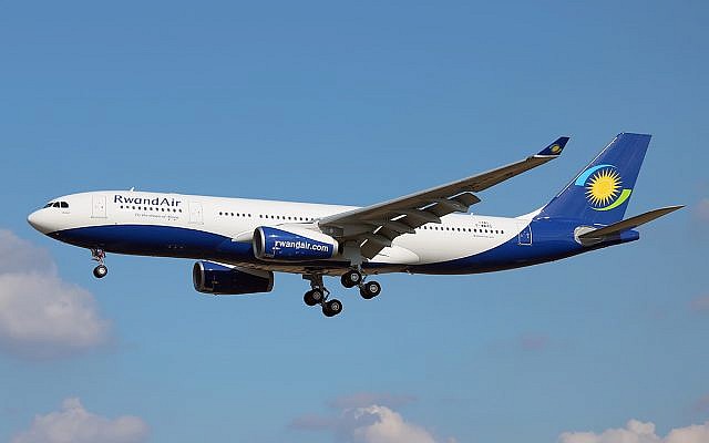 A RwandAir plane, September 21, 2016. (Wikipedia/Pedro Aragão CC-BY-SA-3.0) A RwandAir plane, September 21, 2016. (Wikipedia/Pedro Aragão CC-BY-SA-3.0)