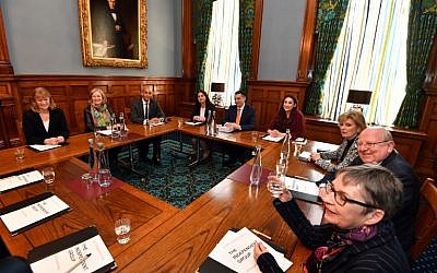 The Independent Group of MPs hold their first meeting, in London on February 25, 2019. (John Stillwell / POOL / AFP)