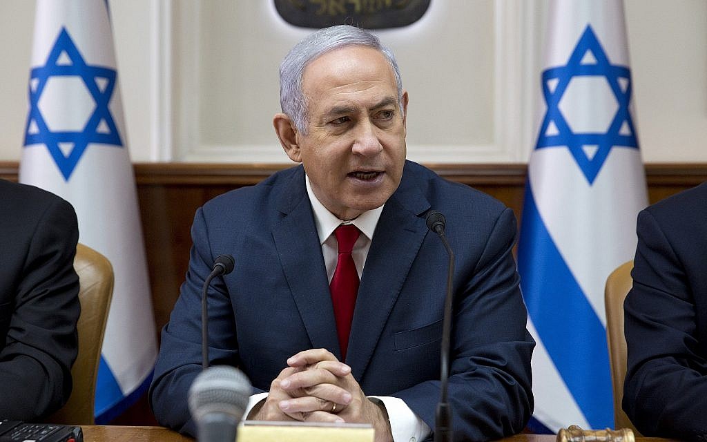 Prime Minister Benjamin Netanyahu chairs the weekly cabinet meeting at the Prime Minister's Office in Jerusalem, February 17, 2019. (Sebastian Scheiner/AP)