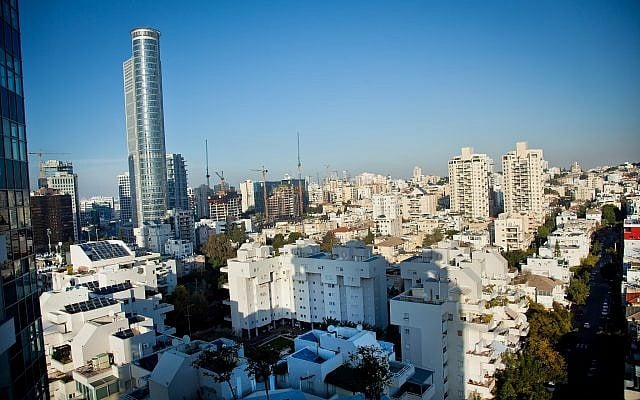View of the Israeli city of Ramat Gan. February 2, 2015. (Moshe Shai/FLASH90)
