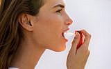 Food manufacturer Matok V’Kal has developed a new energy spray to trick the brain into thinking the body has just consumed carbohydrates (Courtesy)