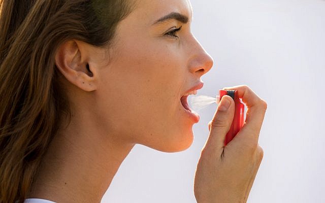 Food manufacturer Matok V’Kal has developed a new energy spray to trick the brain into thinking the body has just consumed carbohydrates (Courtesy) Food manufacturer Matok V’Kal has developed a new energy spray to trick the brain into thinking the body has just consumed carbohydrates (Courtesy)