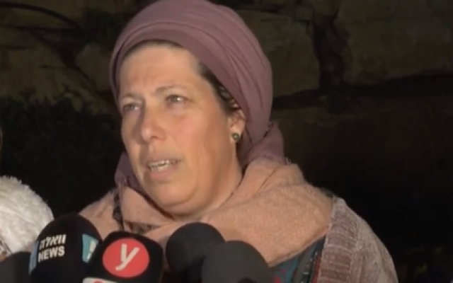 Na'ah Ansbacher, mother of murder victim Ori, speaks to reporters outside her home in the Tekoa settlement on February 9, 2019. (Screen capture/YouTube) Na'ah Ansbacher, mother of murder victim Ori, speaks to reporters outside her home in the Tekoa settlement on February 9, 2019. (Screen capture/YouTube)