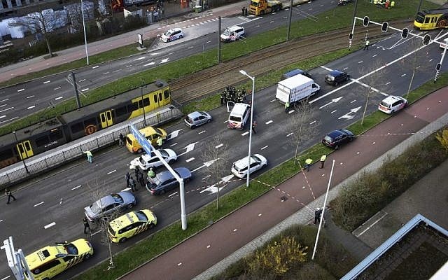 Special Police forces, police and medical experts work near a tram at the 24 Oktoberplace in Utrecht, where a shooting took place on March 18, 2019. (Ricardo Smit/ANP/AFP) Special Police forces, police and medical experts work near a tram at the 24 Oktoberplace in Utrecht, where a shooting took place on March 18, 2019. (Ricardo Smit/ANP/AFP)