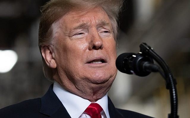US President Donald Trump speaks after touring the Lima Army Tank Plant at Joint Systems Manufacturing in Lima, Ohio, March 20, 2019. (SAUL LOEB / AFP) US President Donald Trump speaks after touring the Lima Army Tank Plant at Joint Systems Manufacturing in Lima, Ohio, March 20, 2019. (SAUL LOEB / AFP)