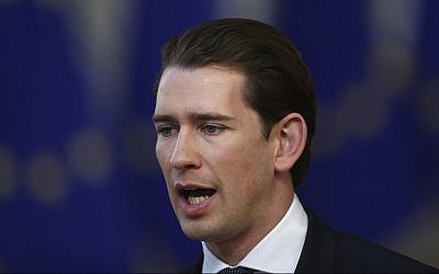 Austrian Chancellor Sebastian Kurz speaks with the media as he arrives for an EU summit in Brussels, Thursday, March 21, 2019. (AP/Francisco Seco)