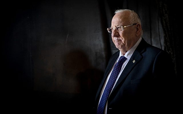 President Reuven Rivlin seen visiting the Yad Vashem Holocaust memorial museum in Jerusalem on February 4, 2019. (Noam Revkin Fenton/Flash90)