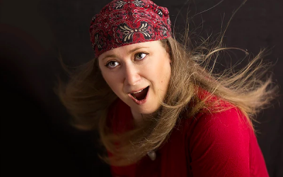 British comedian Rachel Creeger will appear on Israeli stages for five performances from March 27-April 1, 2019 (Courtesy Rachel Creeger)