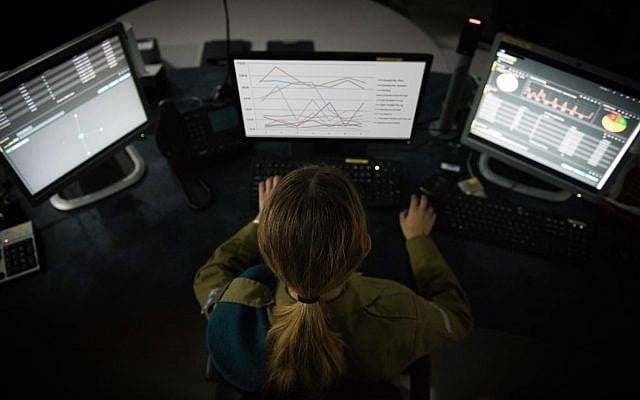 In a bid to allow its commanders on the field make better and faster decisions, the IDF will train rookies with data analytic skills (IDF spokesperson unit) In a bid to allow its commanders on the field make better and faster decisions, the IDF will train rookies with data analytic skills (IDF spokesperson unit)
