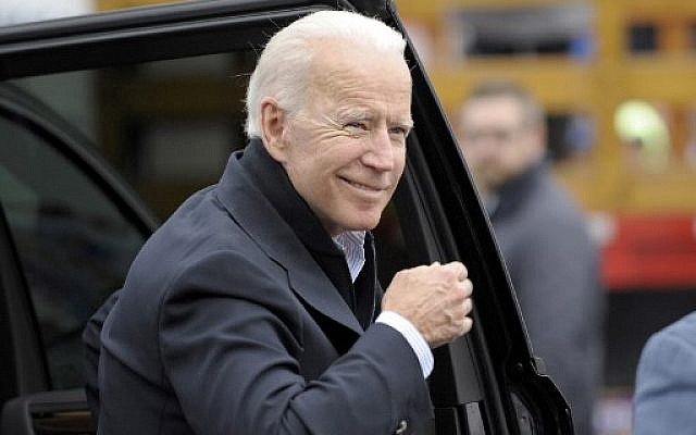 Former US vice president Joe Biden arrives at a rally organized by UFCW Union members to support Stop and Shop employees on strike throughout the region at the Stop and Shop in Dorchester, Massachusetts, on April 18, 2019. (Joseph Prezioso/AFP) Former US vice president Joe Biden arrives at a rally organized by UFCW Union members to support Stop and Shop employees on strike throughout the region at the Stop and Shop in Dorchester, Massachusetts, on April 18, 2019. (Joseph Prezioso/AFP)