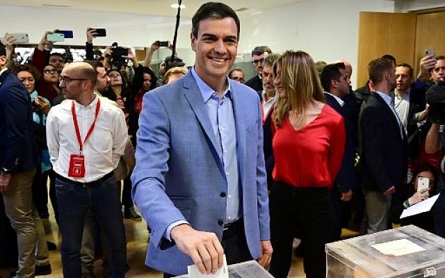 Spanish Prime Minister, and Spanish Socialist Party (PSOE) candidate for prime minister, Pedro Sanchez casts his ballot at a polling station in Madrid, during general elections in Spain on April 28, 2019. (JAVIER SORIANO / AFP)