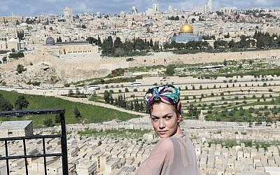 'Star' actress Jude Demorest in Jerusalem on April 11, 2019. (Courtesy/ America's Voices in Israel)