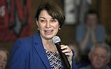 Democratic presidential hopeful Sen. Amy Klobuchar, D-Minn., speaks to people at Edley's Bar-B-Que in Nashville, Tenn., Wednesday, April 17, 2019. (Shelley Mays/The Tennessean via AP)
