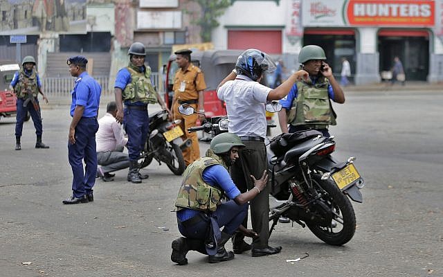 Sri Lankan navy soldiers perform security checks on motorists at a road in Colombo, Sri Lanka, April 25, 2019. (AP/Eranga Jayawardena) Sri Lankan navy soldiers perform security checks on motorists at a road in Colombo, Sri Lanka, April 25, 2019. (AP/Eranga Jayawardena)
