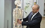 Naftali Bennett visits a school in Tel Aviv on May 10, 2016. (Yaacov Cohen/Flash90)