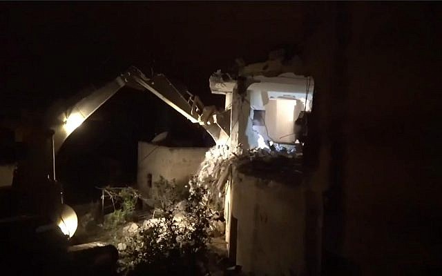 IDF destroys home of suspected Palestinian terrorist accused of carrying out West Bank shooting attack, April 17 2019 (IDF Spokesperson's Unit)