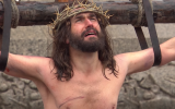 Actor James Burke-Dunsmore portrays the Christian savior in 'The Passion of Jesus,' an annual performance in Trafalgar Square, in 2018 (YouTube screenshot)