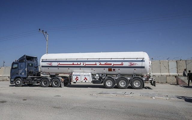 A gas tanker passes through the Kerem Shalom crossing, the main passage point for goods entering Gaza from Israel, on May 12, 2019. (SAID KHATIB/AFP) A gas tanker passes through the Kerem Shalom crossing, the main passage point for goods entering Gaza from Israel, on May 12, 2019. (SAID KHATIB/AFP)