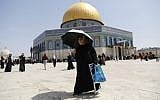 Palestinian Mulism worshipers gather at the Al-Aqsa Mosque on the Temple Mount in Jerusalem's Old City on May 31, 2019 on the last Friday of the Muslim holy month of Ramadan. (Ahmad Gharabli/AFP)