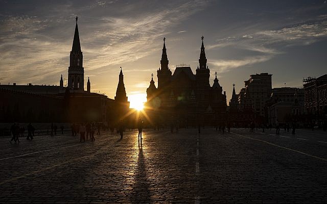 People walk on Red Square enjoying a sunset in Moscow, Russia, May 16, 2019. (AP Photo/Alexander Zemlianichenko) People walk on Red Square enjoying a sunset in Moscow, Russia, May 16, 2019. (AP Photo/Alexander Zemlianichenko)