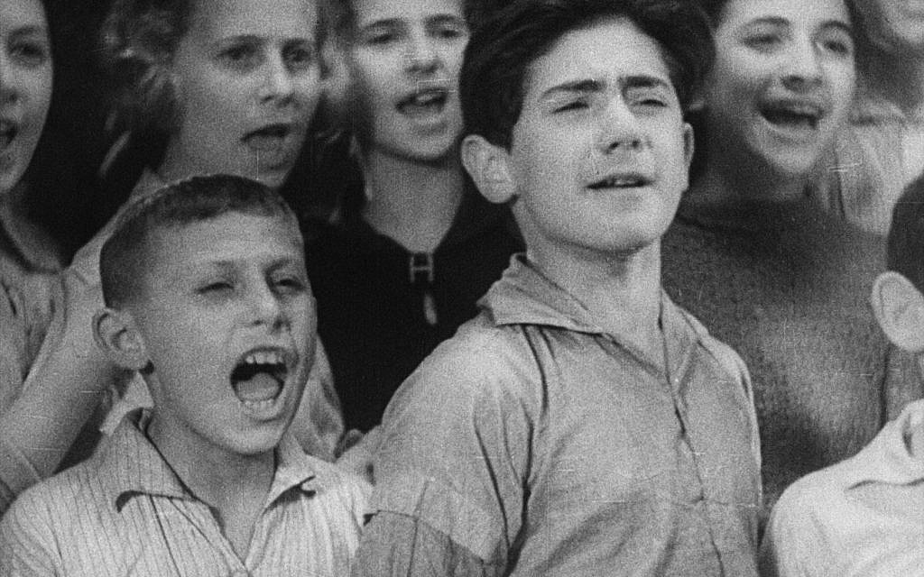 Still from 'Mir Kumen On.' (Courtesy Kino Lorber) Still from 'Mir Kumen On.' (Courtesy Kino Lorber)