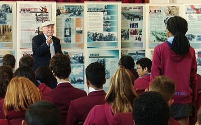 Holocaust survivor Pinchas Gutter addressing high school learners at the Cape Town Holocaust and Genocide Centre. (Cape Town Holocaust & Genocide Centre)