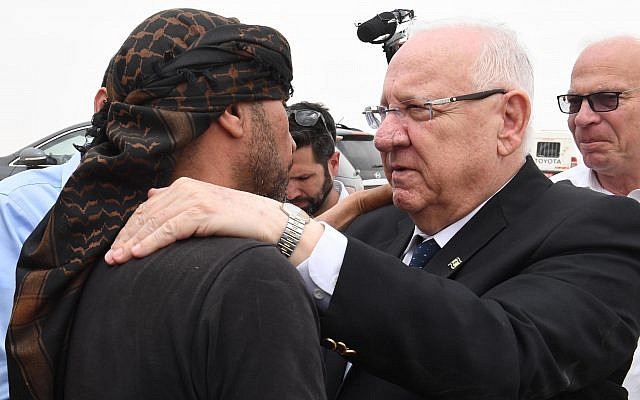 President Reuven Rivlin pays a condolence visit at the home of Ziad al-Hamamda, who was killed on May 5, 2019, in a rocket strike on Ashkelon. (Mark Neiman/GPO) President Reuven Rivlin pays a condolence visit at the home of Ziad al-Hamamda, who was killed on May 5, 2019, in a rocket strike on Ashkelon. (Mark Neiman/GPO)