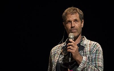 Choreographer and Israel Prize winner Ohad Naharin, seen speaking on stage during the final rehearsals for Batsheva's 50th Anniversary performance at the Tel Aviv Opera, June 21, 2014. (Hadas Parush/Flash90)