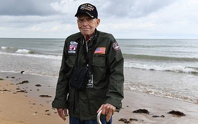 US WWII veteran Loren Kissick from Puyallup, Washington, stands on Omaha Beach in Saint-Laurent-sur-Mer, Normandy, northwestern France, on June 5, 2019, as part of D-Day commemorations marking the 75th anniversary of the World War II Allied landings in Normandy. (Fred Tanneau/AFP)