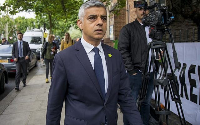 Mayor of London Sadiq Khan arrives for a service of remembrance for the Grenfell tower fire at St. Helen's church in west London on June 14, 2019. (Photo by Tolga Akmen / AFP) Mayor of London Sadiq Khan arrives for a service of remembrance for the Grenfell tower fire at St. Helen's church in west London on June 14, 2019. (Photo by Tolga Akmen / AFP)