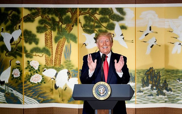 US President Donald Trump delivers a speech at the Hyatt Hotel in Seoul on June 30, 2019. (Brendan Smialowski / AFP) US President Donald Trump delivers a speech at the Hyatt Hotel in Seoul on June 30, 2019. (Brendan Smialowski / AFP)