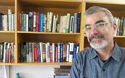 Rabbi Brant Rosen of Tzedek Chicago once was a liberal Zionist before advocating a boycott of Israel. (Ben Sales)
